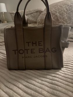 Marc Jacobs The Tote Bag Mini Leather