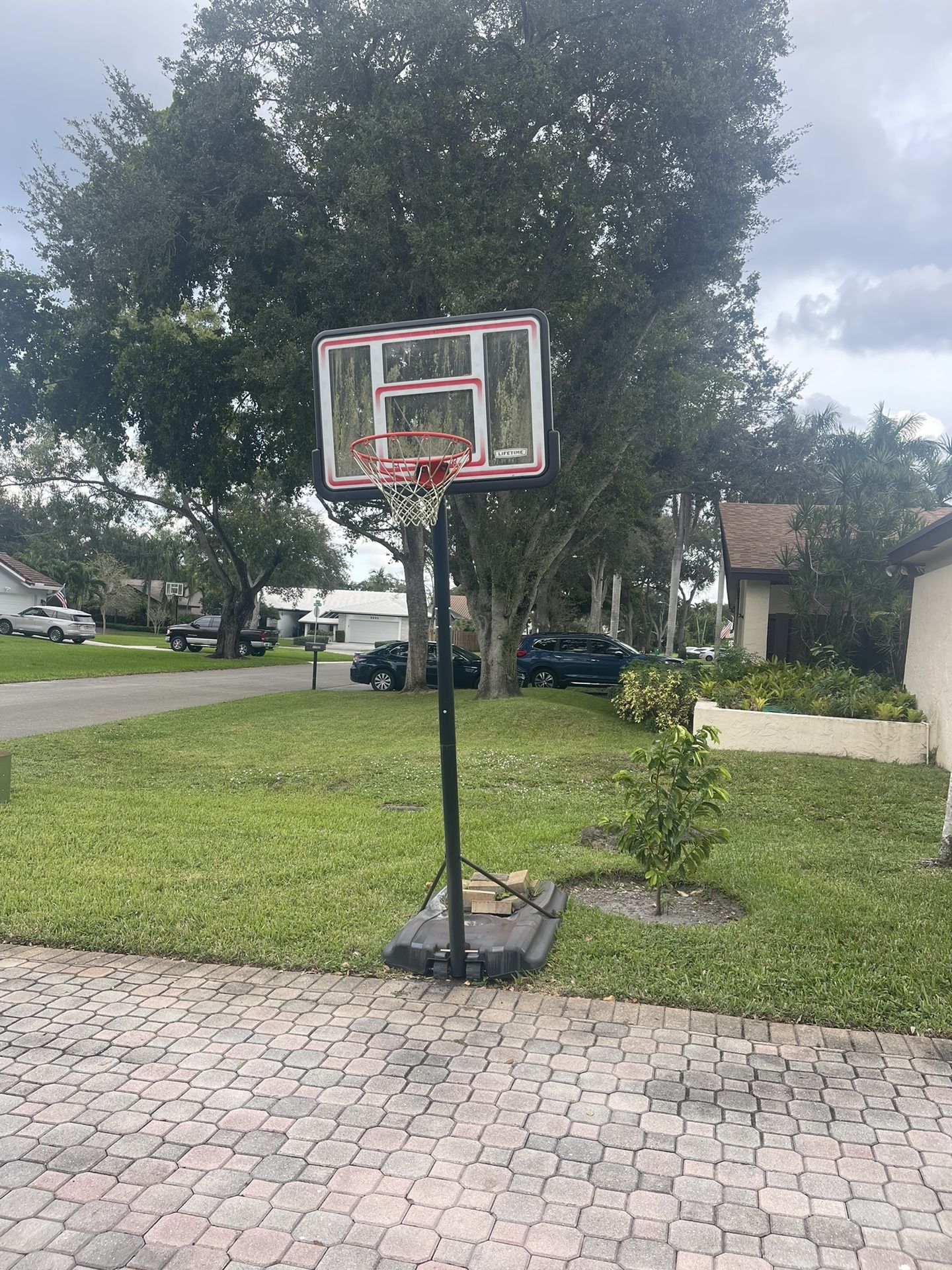 Basketball Hoop