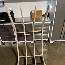 FREESTANDING SURF BOARD RACK