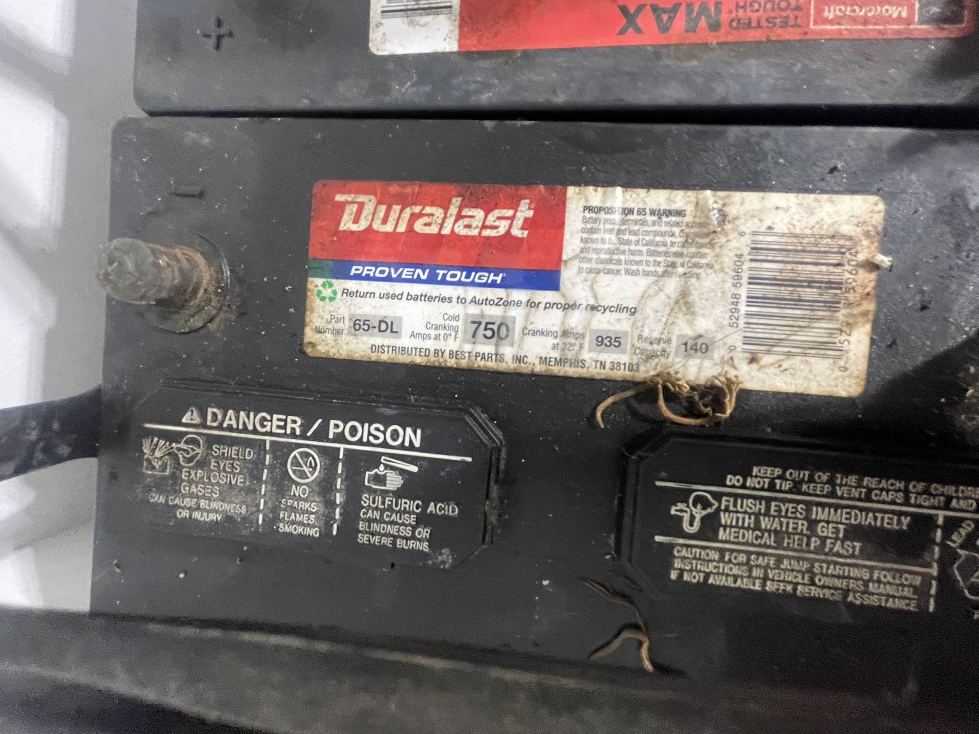 Used But Still Holds 13.7v Starter/marine Battery 