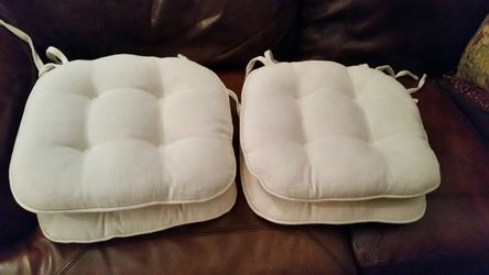 4 pc cream chair pad set