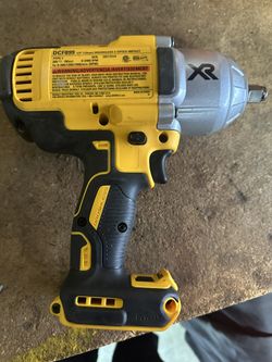Selling 1/2 Inch Brushless Impact Gun Asking $200