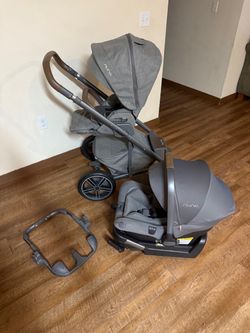 Nina mixx Next stroller  car seat
