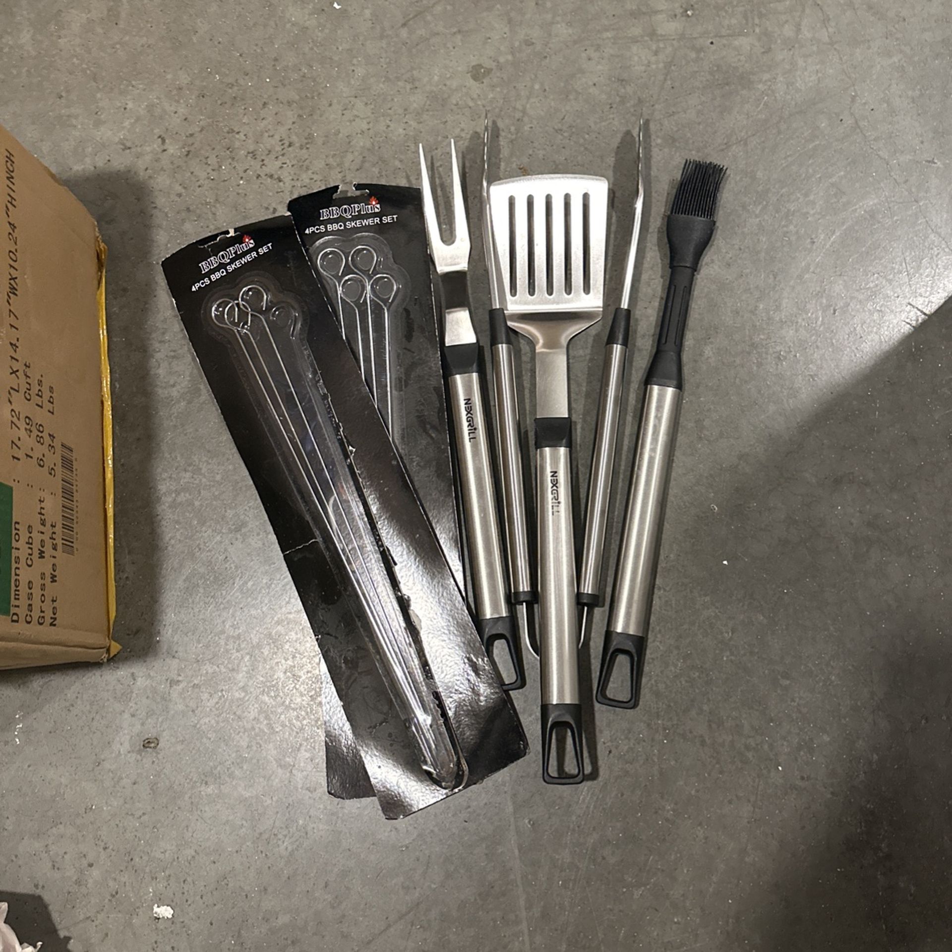 BBQ Tools Set With Skewers