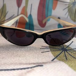 Ladies Tres Noir Cherry Bomb Sunglasses