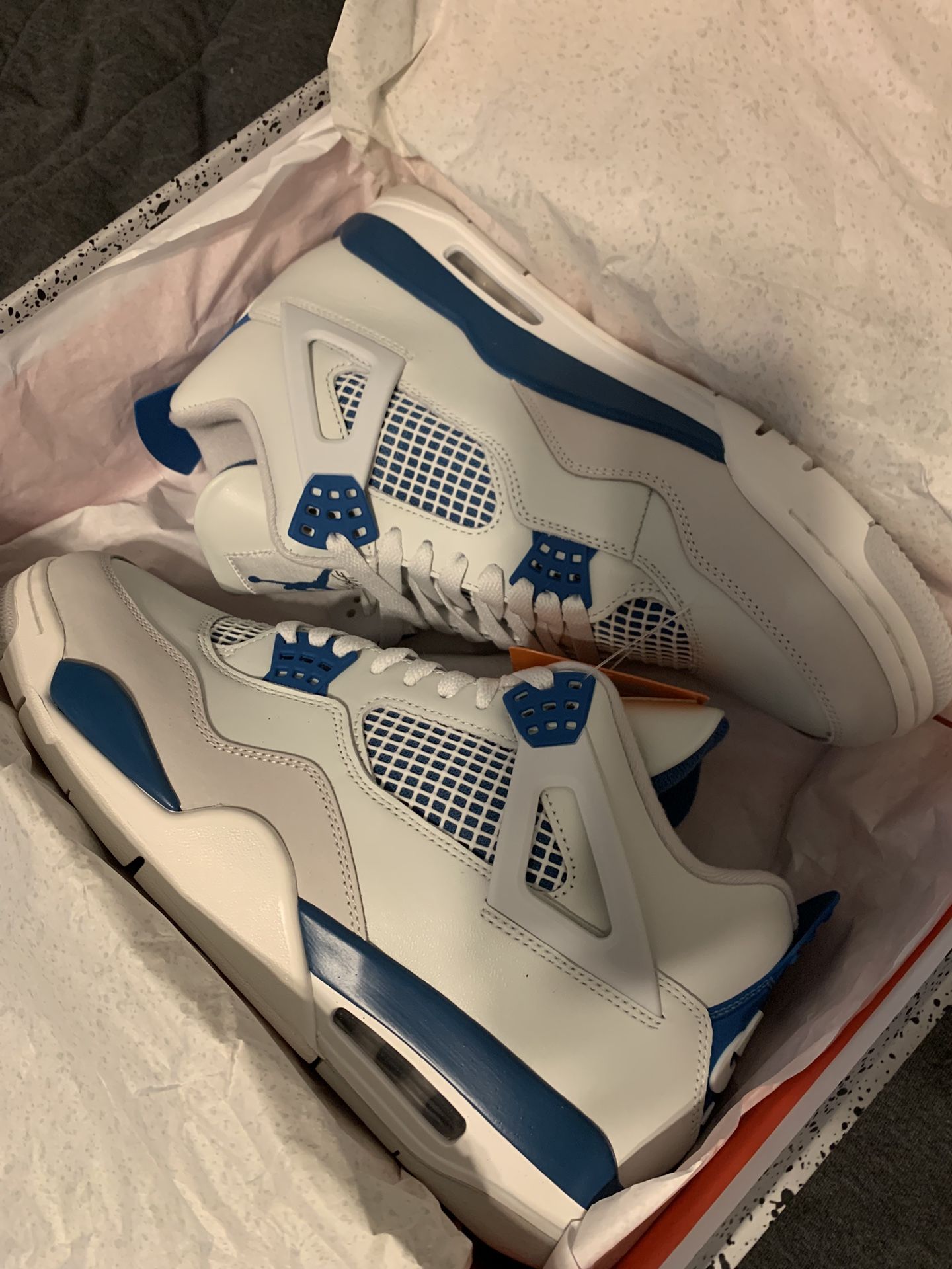 Jordan 4 - Military Blue Size 10.5 