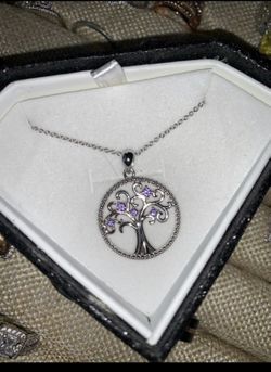 •S925 Stamped FAMILY TREE PENDANT NECKLACE WITH AMETHYST• 18” chain