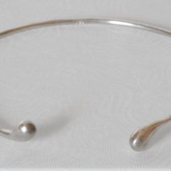 Sleek Sterling Silver Size Large Cuff Bracelet with Teardrop Ends