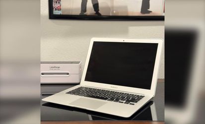 MacBook Air 13" 128GB | Wiped & Ready, Charger Included | Great for Students