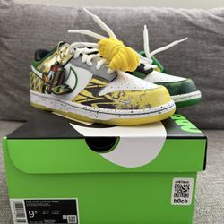 Nike Dunk What The Duck Size 9.5