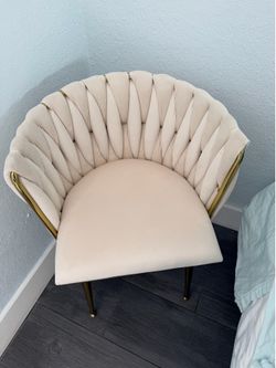 2 chairs