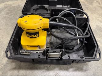 DeWalt Palm Sander