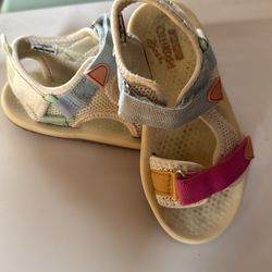 OshKosh Girls Sandals – Size 9T