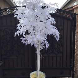 Large Artficial Plant