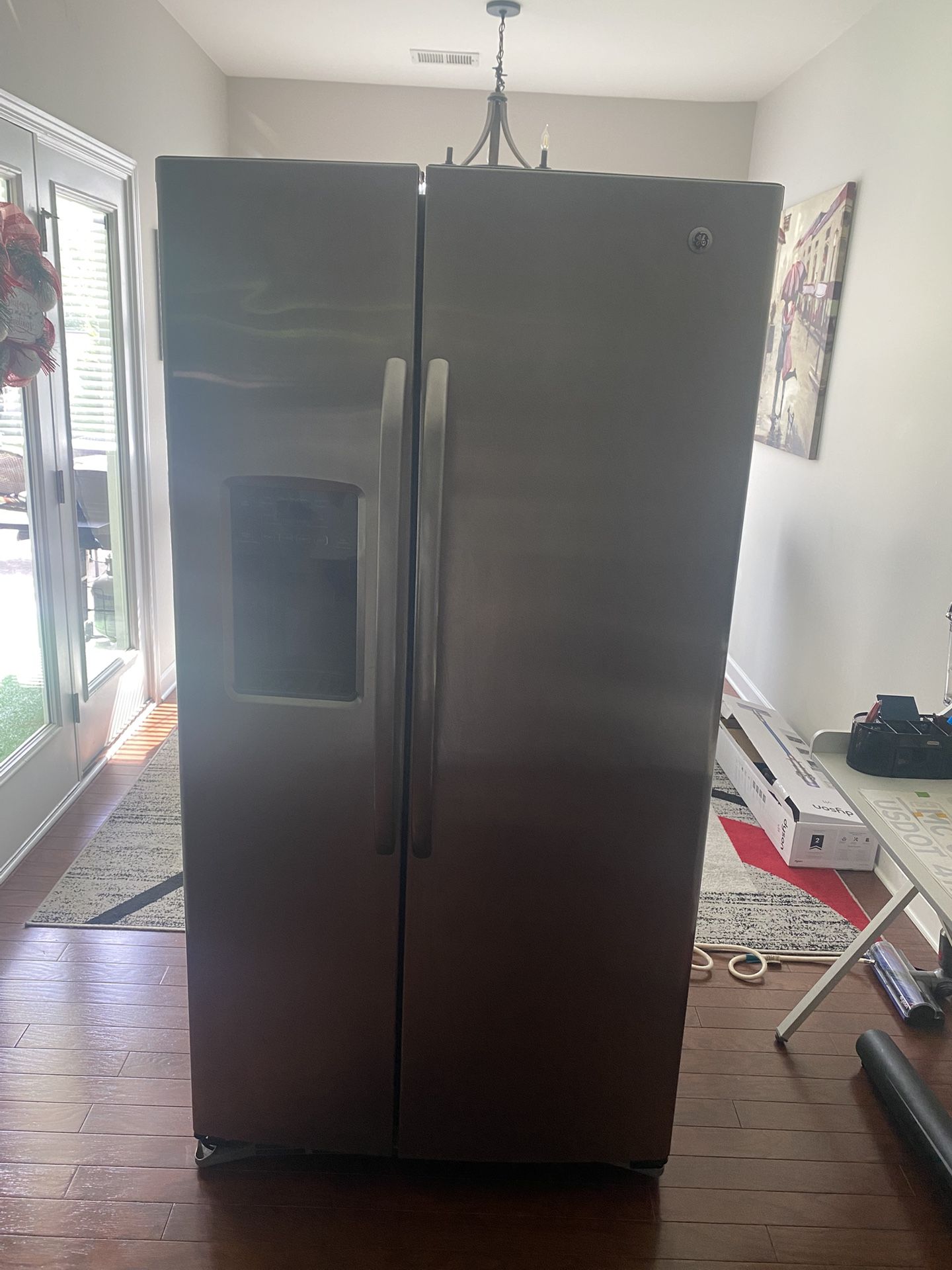 GE REFRIGERATOR