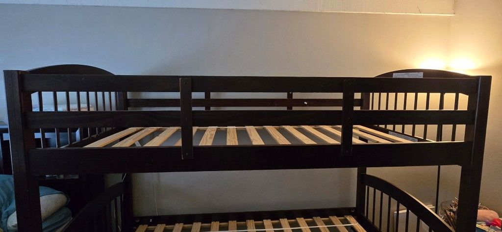 Twin Triple Bunk Bed