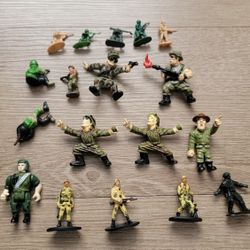 Micro Icons Commandos Bob Figures 