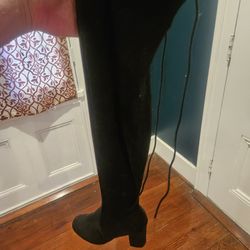 Tall ladies boots,  size 5