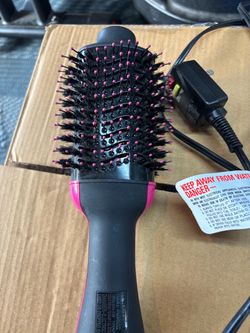 One-Step Volumizer Blow-Dryer Brush
