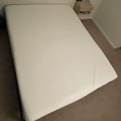 Queen Sized Mattress With Bedframe