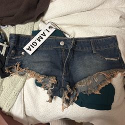 i am gia low rise denim shorts
