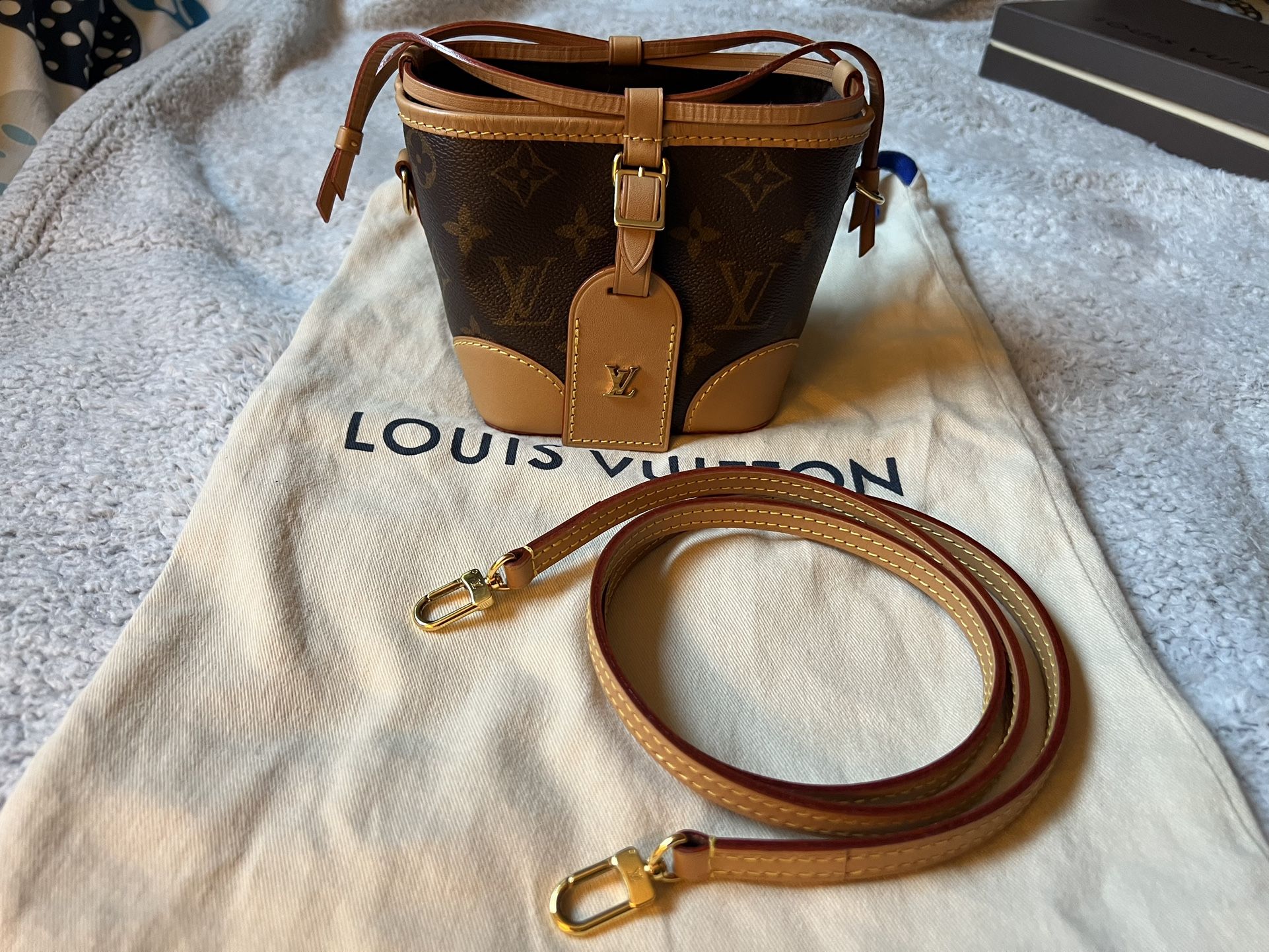 Louis Vuitton Noe Purse