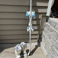 Like New Women’s Rossignol Skis & Bindings And Technical Boots