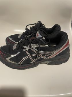 Ascis Size 8