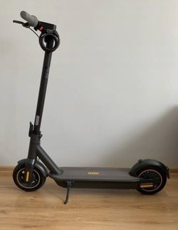 Ninebot Scooter