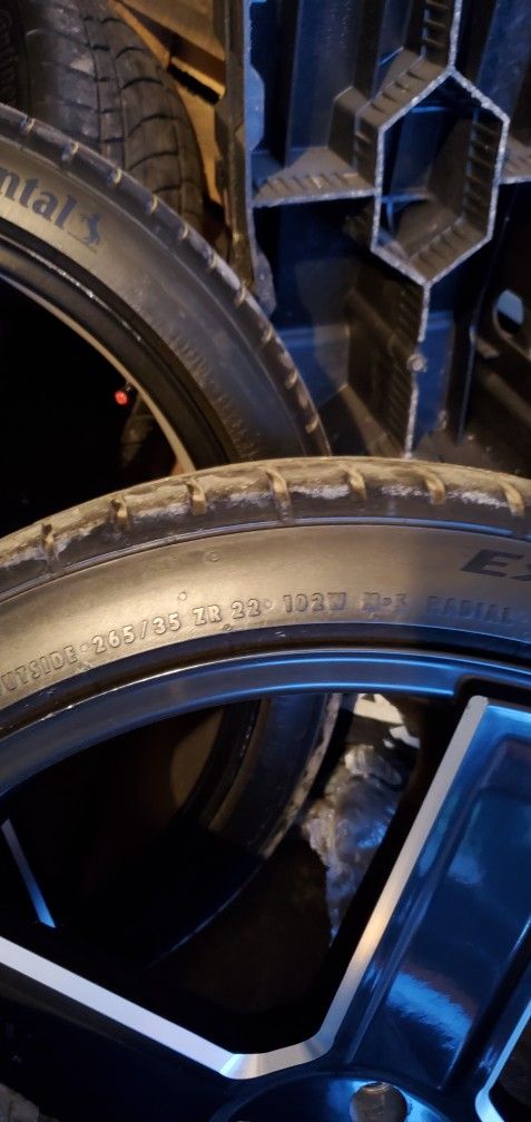 22" Wheels And Tires