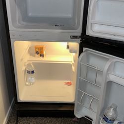 Kenmore Mini Fridge