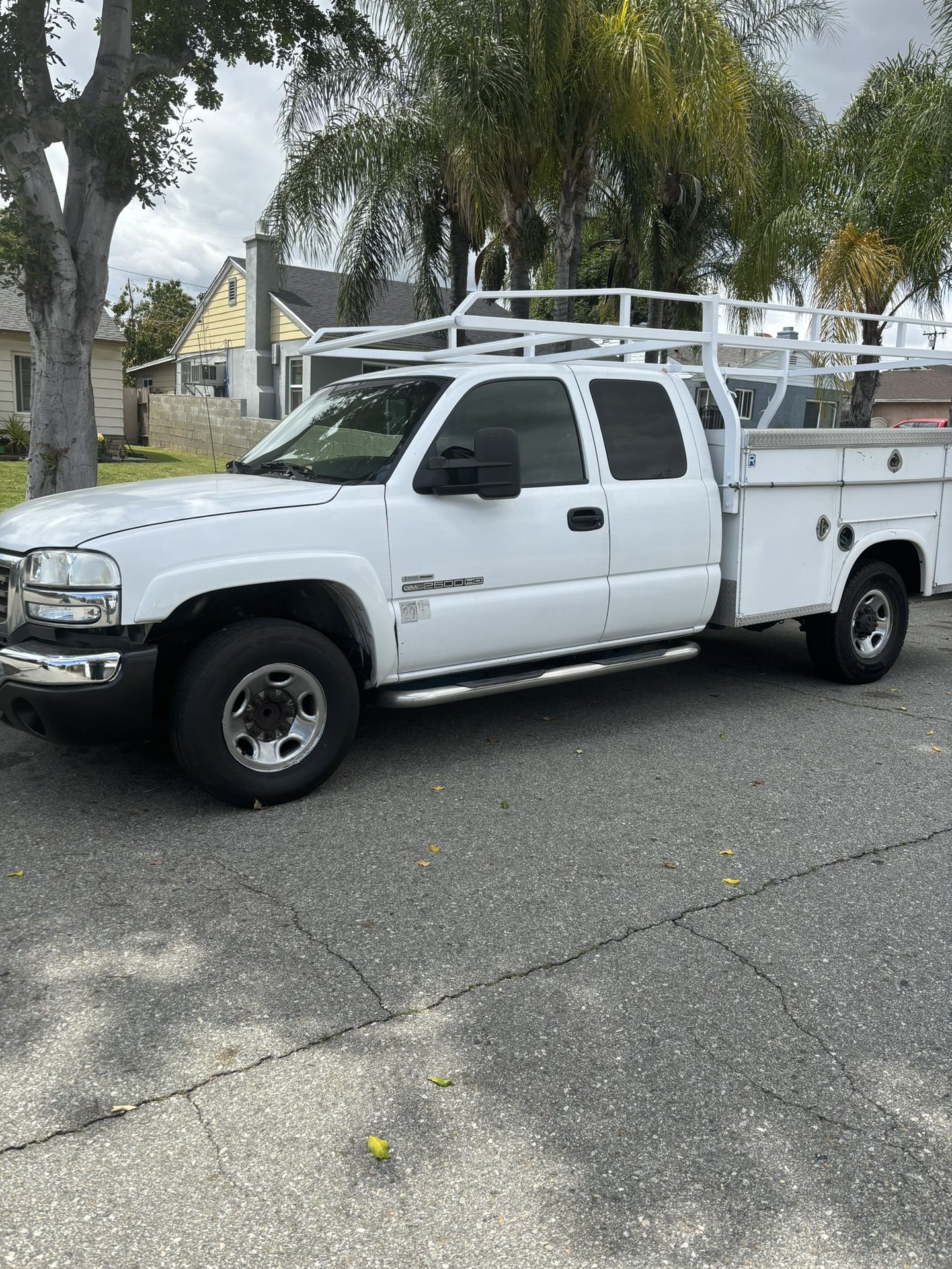 2006 GMC 2500 DIESEL Duramax HD TRUCK