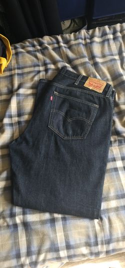Mens Levis 559