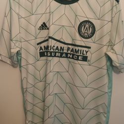 2022 Adidas Atlanta United DC Soccer Jersey Size L