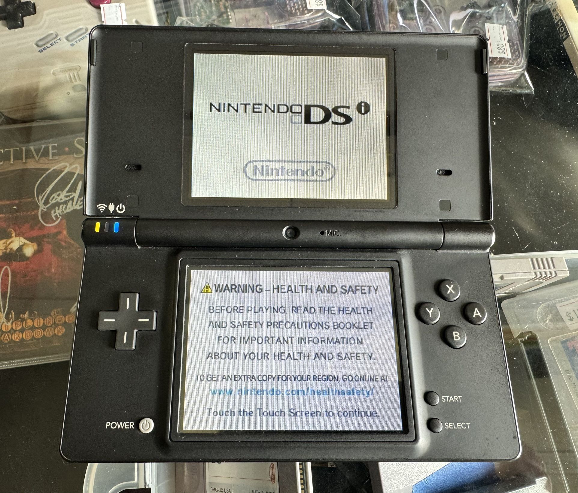 Black Nintendo DSi 