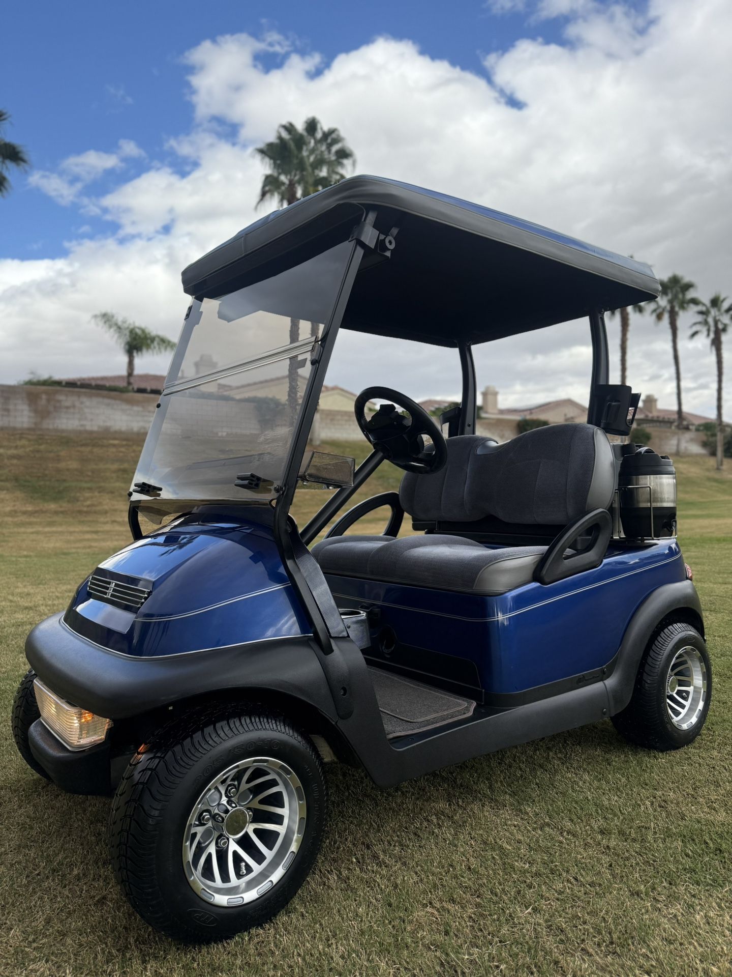 Club Car Golf Cart w/High-Speed Motor 25 mph