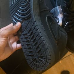 Jordan Mid 1