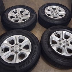 17"Rines y Llantas Toyota Tacoma 4Runner Tundra 