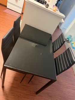 Black Dining Table w/ 4 chairs