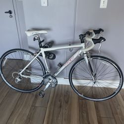 Trek Bike with Shoes 