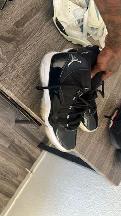 Jordan 11s