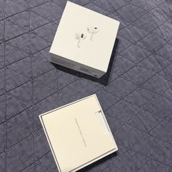 Apple AirPods Pro 2s