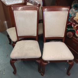 4 Dining Room Chairs