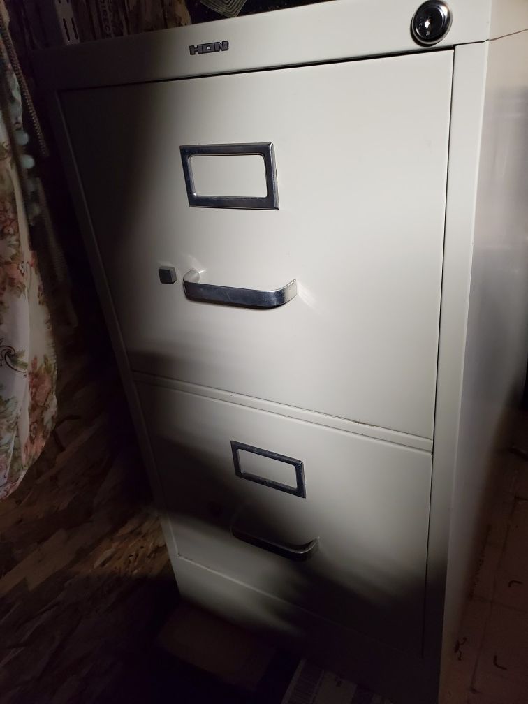 Deep filing cabinet
