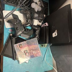 Gaming & Electronics Bundle – PS4 Pro, Nintendo Switch, Zelda Games, iPad + Accessories