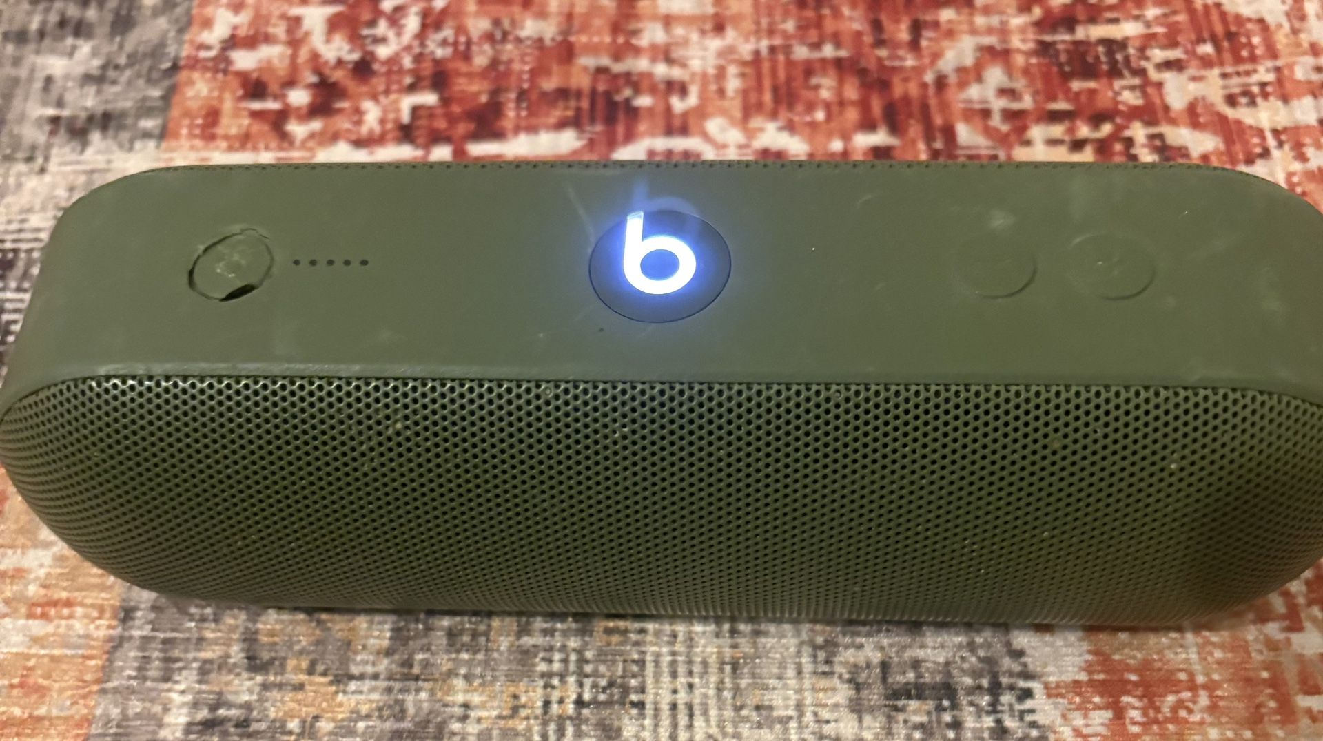 Beats Pill 2 Bluetooth Speaker Works 