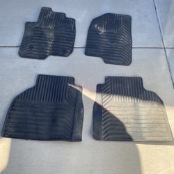 2022 GMC Rubber Floor Mats