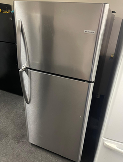 Deal: Frigidaire Stainless Top Mount Refrigerator w/ Glass Shelves
