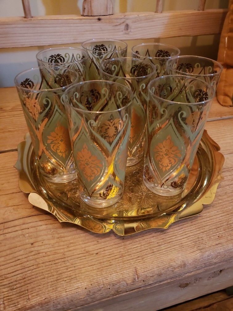 Set Of 8 Vintage MC Glassware