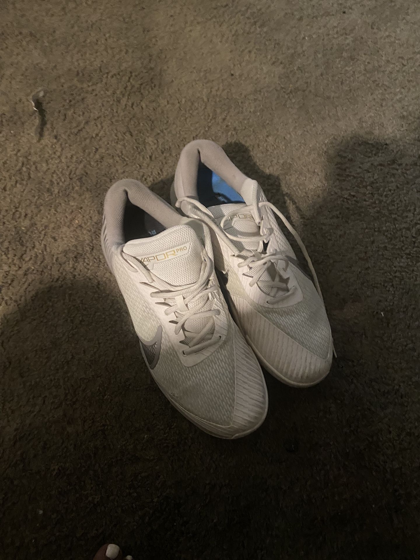 Mens Nikes Size 15 Men